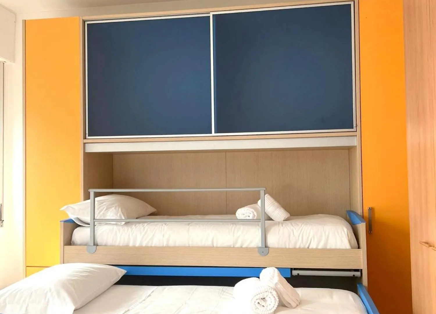 Accomodo Mib58 Bivano Corvetto Milan Italy